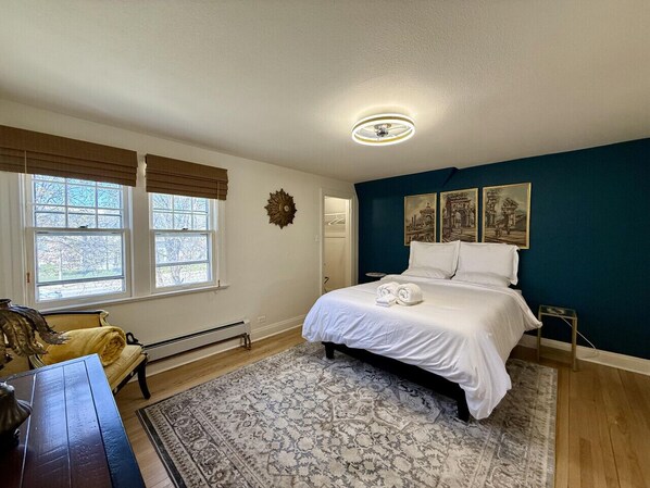 2 chambres, bureau, lit de bébé portatif, accès au Wi-Fi (inclus)