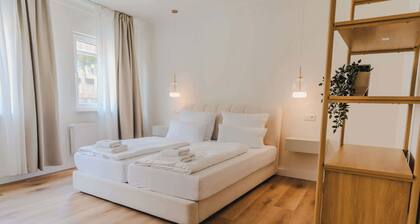 Business & Boutique Apartment - Parking lot