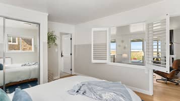3 habitaciones, tabla de planchar con plancha, cuna de viaje y wifi