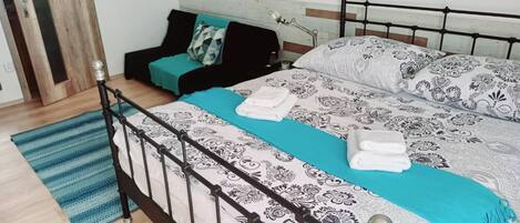 2 Schlafzimmer, Bügeleisen/Bügelbrett, WLAN, Bettwäsche