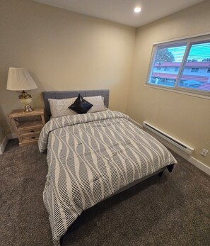 2 habitaciones, tabla de planchar con plancha y wifi gratis 