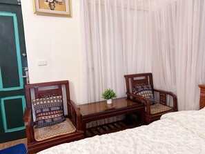 1 habitación, escritorio, wifi gratis y ropa de cama 