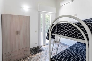 4 bedrooms