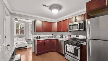 Fridge, microwave, oven, stovetop