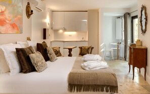 1 bedroom, iron/ironing board, Internet, bed sheets