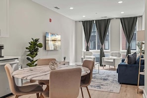 Televisión y oficina