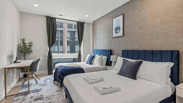 1 bedroom, desk, iron/ironing board, WiFi