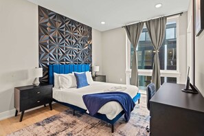 2 chambres, fer et planche à repasser, Wi-Fi, draps fournis