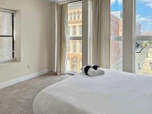 2 bedrooms, WiFi, bed sheets