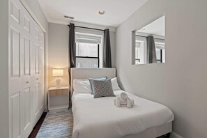 3 bedrooms, WiFi, bed sheets