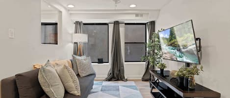 Televisión, oficina