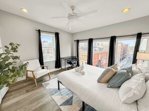 Luokittelematon kuva, 2 kautta 16, painike