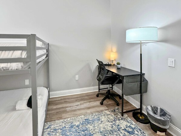 1 habitación, wifi y ropa de cama