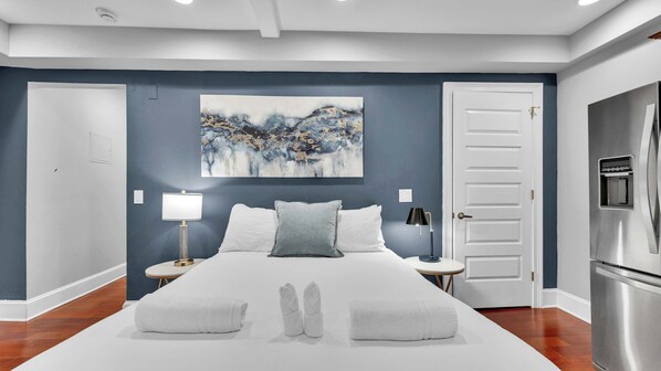 WiFi, bed sheets