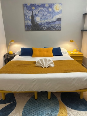 2 habitaciones, escritorio, tabla de planchar con plancha y wifi gratis