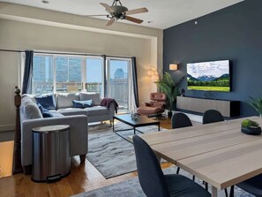 Televisor i oficines 