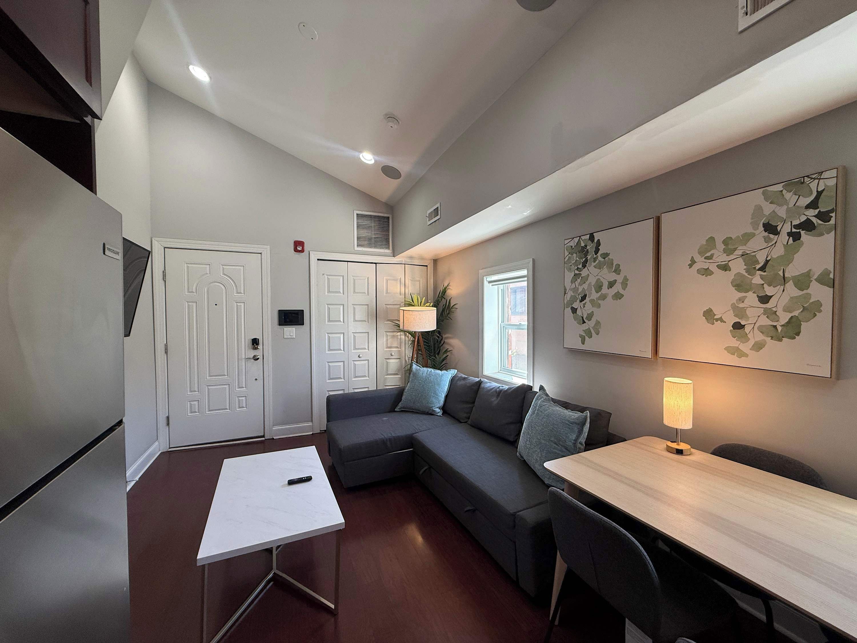 Televisor i oficines 