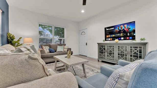 Living area - Modern 3BR Near Dallas Convention Center | Fits 12 (Dallas)