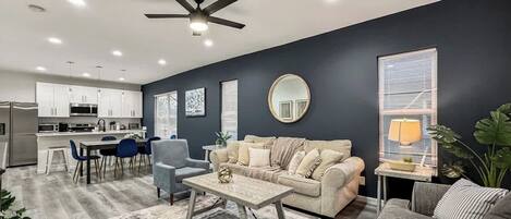 Téléviseur, bureau