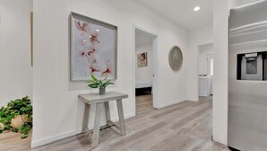 Interior - Modern 3BR Near Dallas Convention Center | Fits 12 (Dallas)