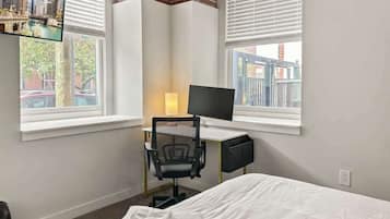 2 bedrooms, WiFi, bed sheets