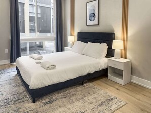 1 bedroom, bed sheets