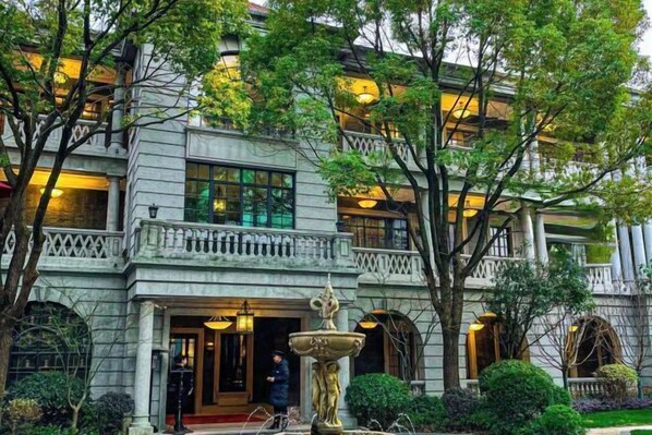 Quang cảnh nhìn từ nơi lưu trú