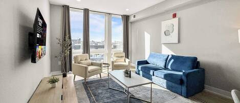 Televisión, oficina