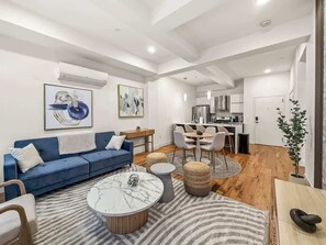 Imagen sin descripción, 4 de 26, botón