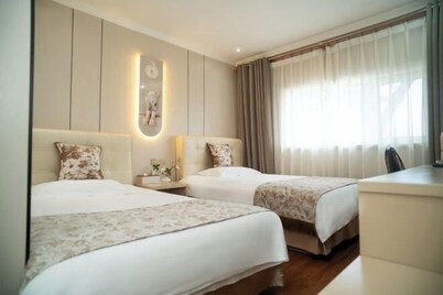 Qingxu Jinrui 99 Boutique Hotel
