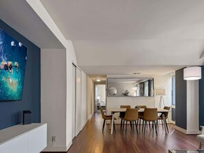 Interior - Luxury 1BD | Center City | 2 Beds | By JFK plaza (Philadelphia)