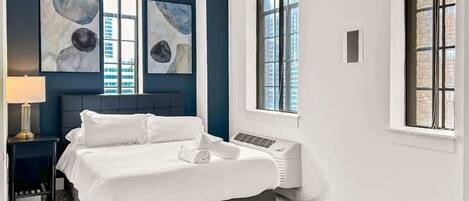 2 bedrooms, WiFi, bed sheets