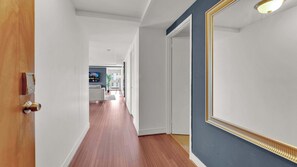 Interior - Luxury 2BD | Center City | 6 Beds | By JFK plaza (Philadelphia)