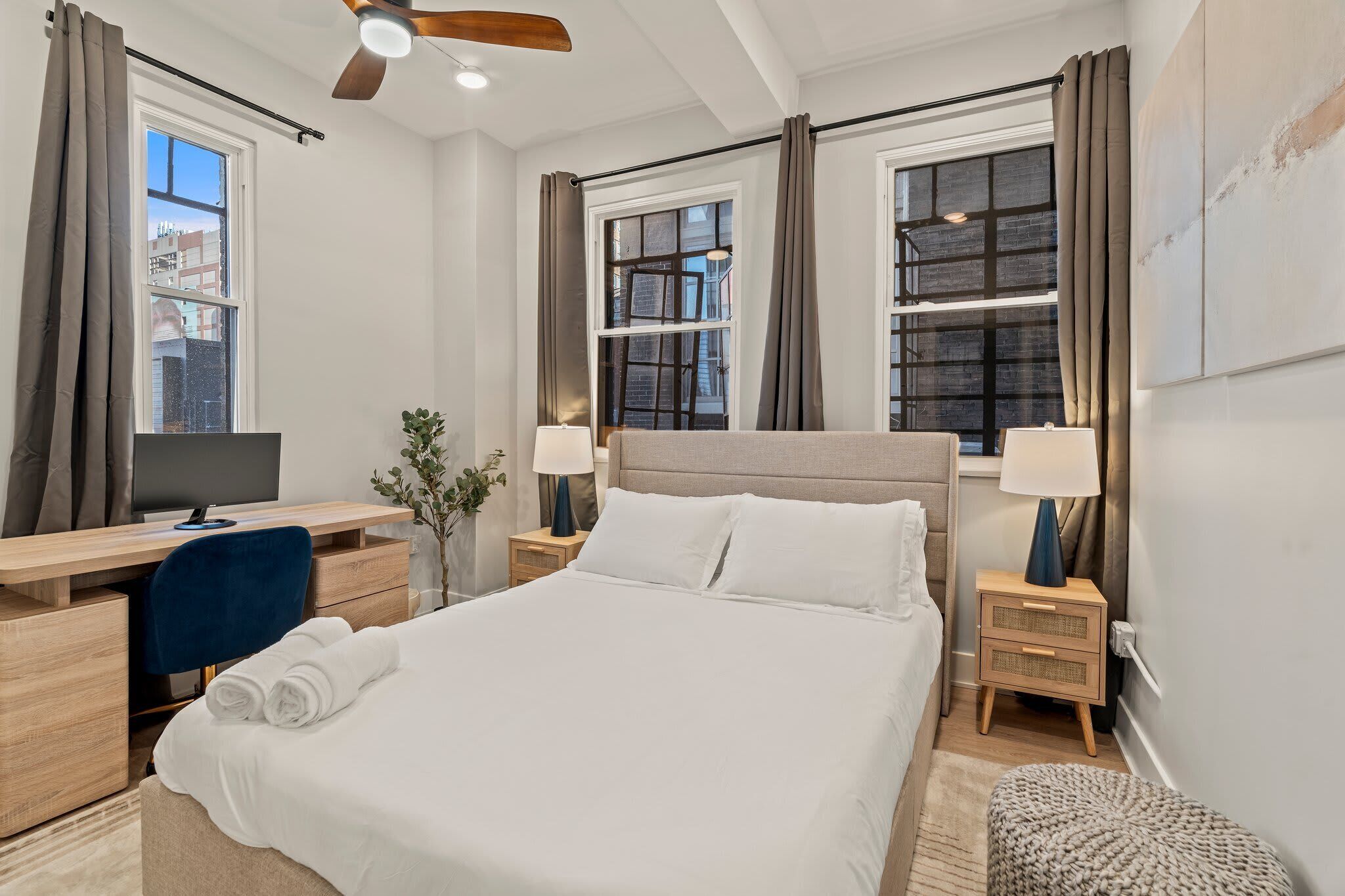 3 bedrooms, iron/ironing board, WiFi, bed sheets