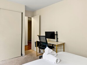 2 bedrooms, WiFi, bed sheets