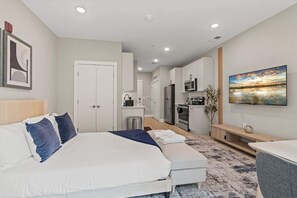 Strykejern/-brett, wi-fi og sengetøy