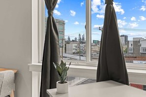 Interior - Luxury Studio | 1 Bed | Northern Liberties (Philadelphia)