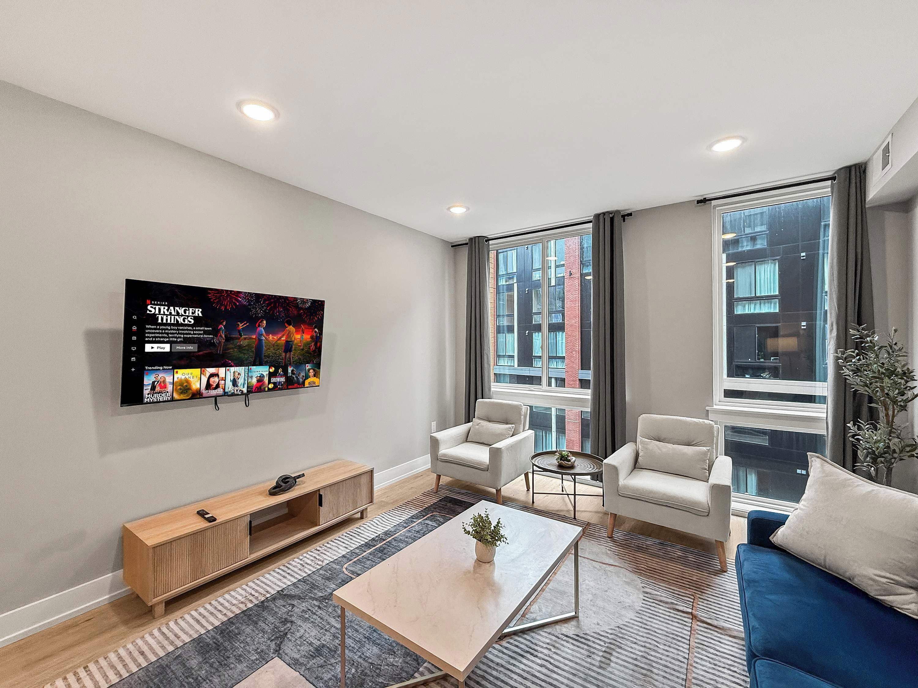 Televisión, oficina