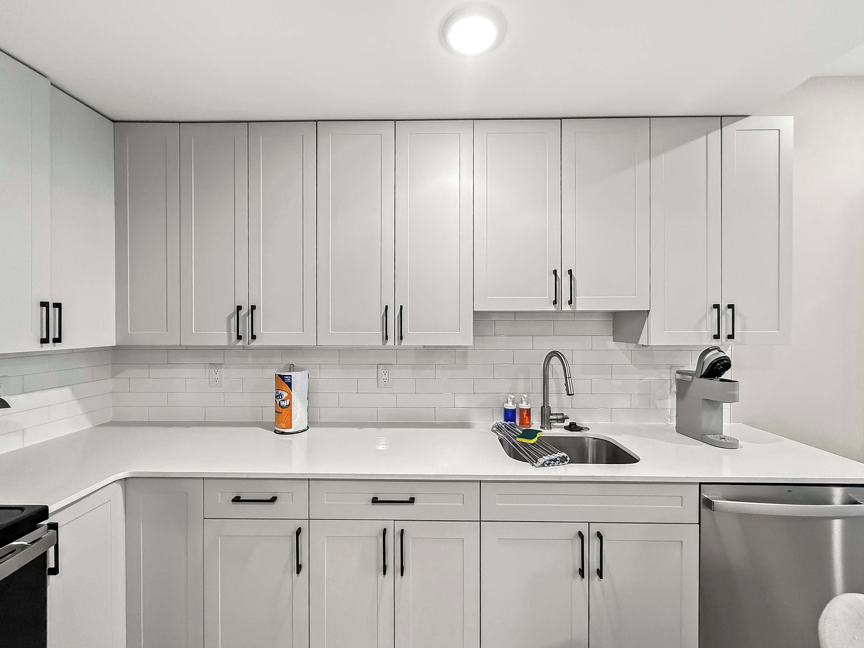 Refrigerador, microondas, horno, placa de cocina