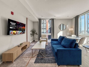Télévision, espaces bureaux