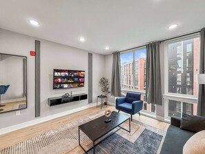 Télévision, espaces bureaux