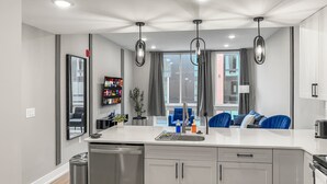 Unclassified image, 2 of 16, button - Luxury 2BD | 4 Beds | Northern Liberties (Philadelphia)