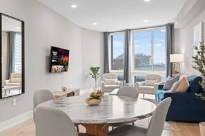 Interior - Luxury 1BD | 2 Beds | Northern Liberties (Philadelphia)