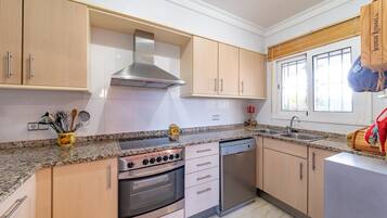 Biệt thự | Bếp riêng