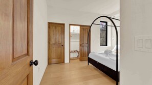 1 bedroom, WiFi, bed sheets