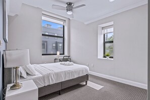 2 bedrooms, WiFi, bed sheets