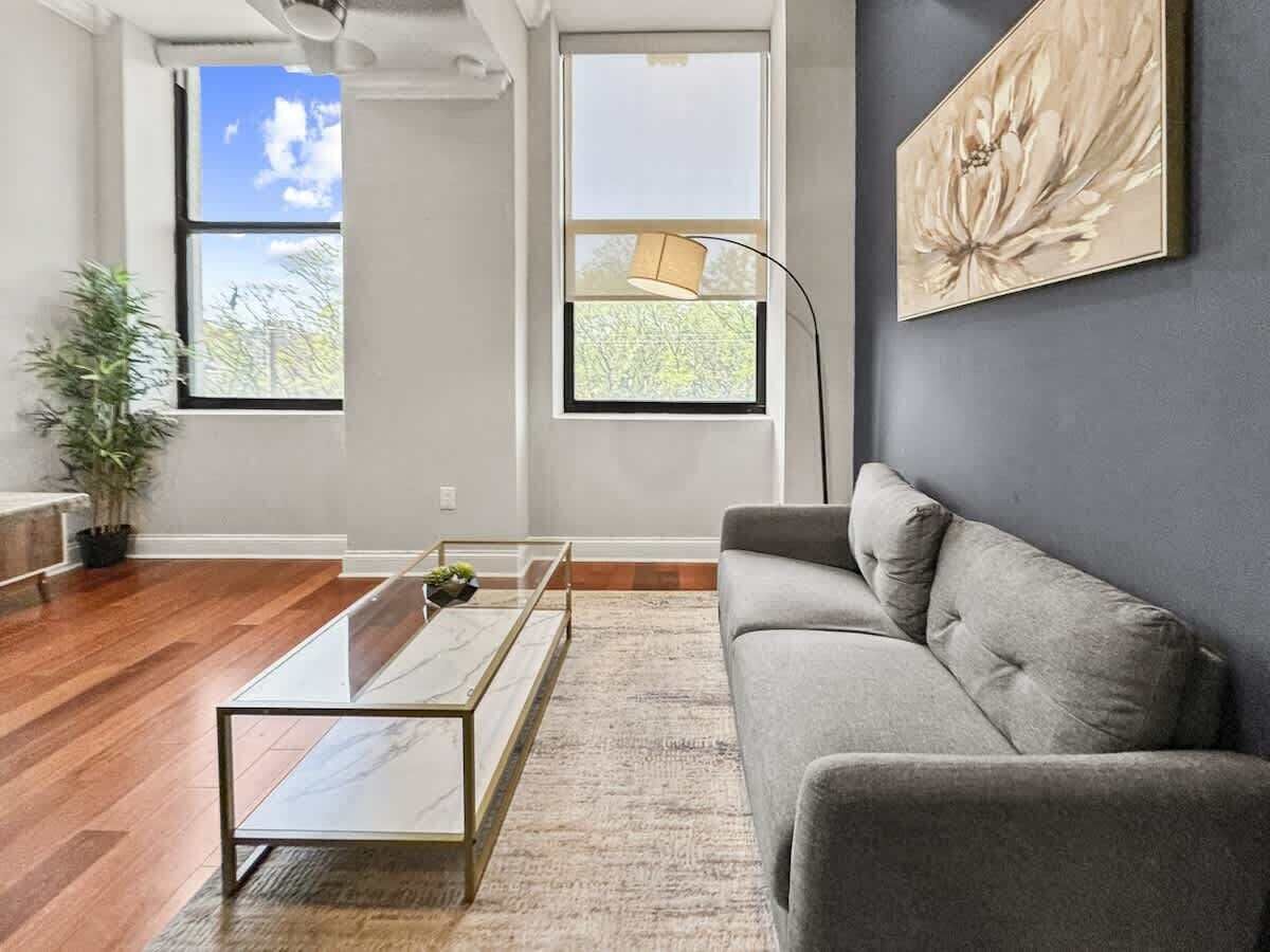 Télévision, espaces bureaux