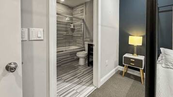 1 多间卧室、WiFi、床单