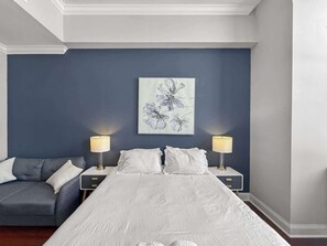WiFi, bed sheets
