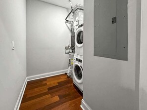 Interior - Luxury Studio | Northern Libs | 1 Bed | Onsite gym (Philadelphia)